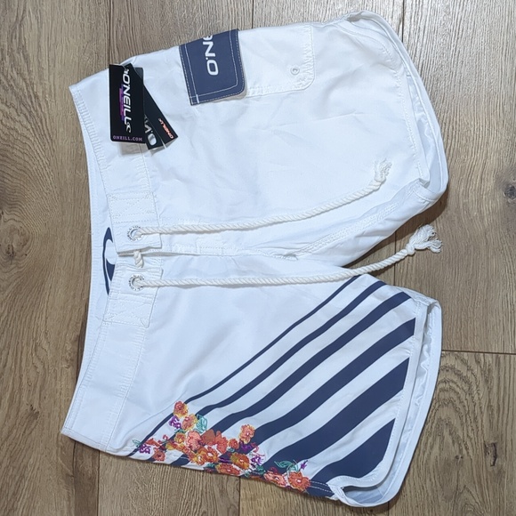 O'Neill Other - O'NEILL Boardshorts Floral Embroidered Swim Shorts Size 3